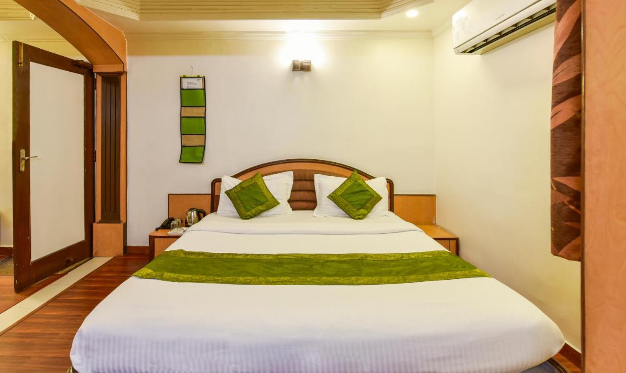 Hotel Kanishka Raipur  Bagian luar foto