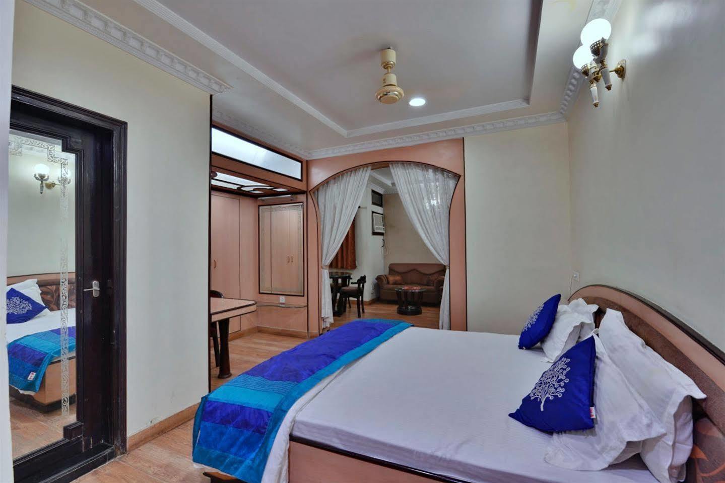 Hotel Kanishka Raipur  Bagian luar foto