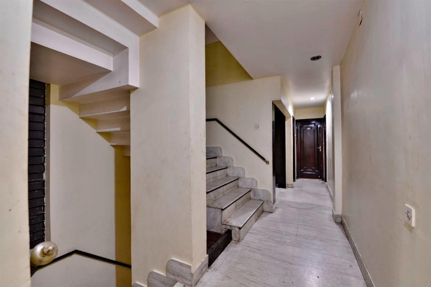 Hotel Kanishka Raipur  Bagian luar foto